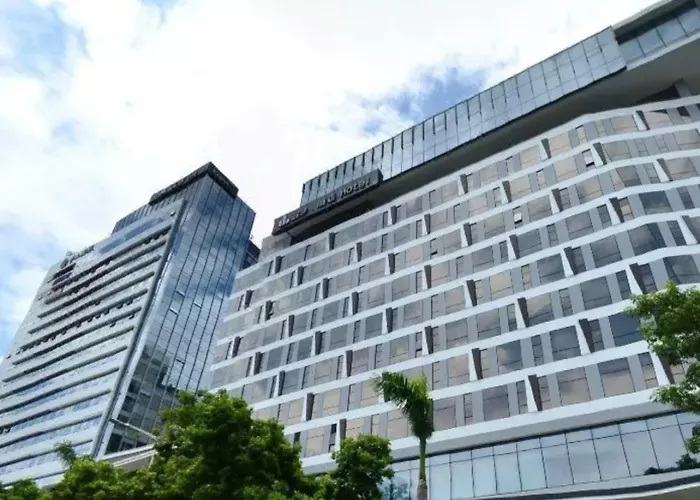 The Summit Hotel