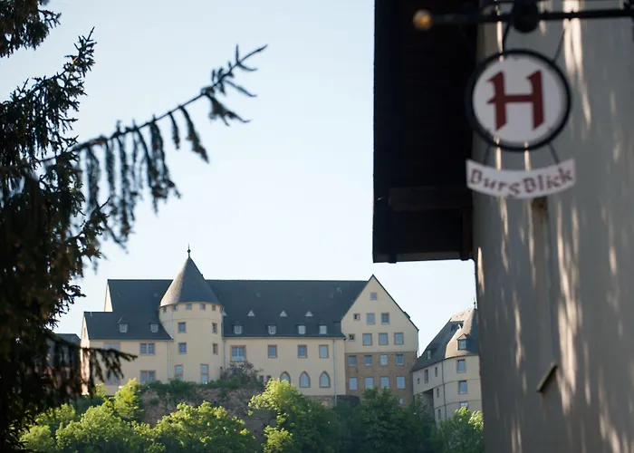 Land-Gut-Hotel Burgblick