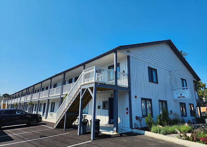 Main Street Motel