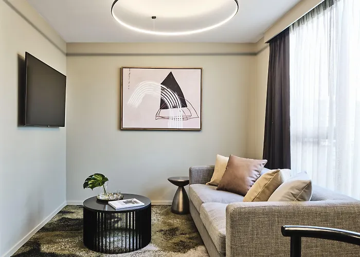 Melbourne City Apartment Hotel
