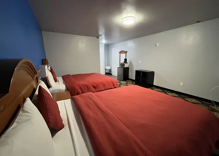 Midway Motel