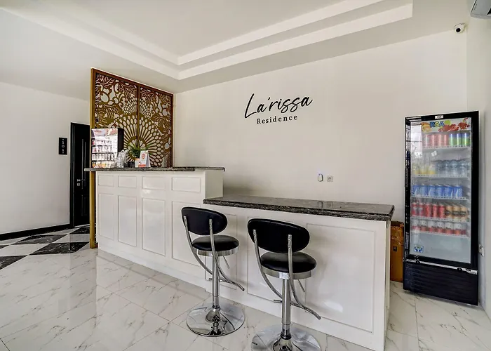 Oyo Capital O 90164 La'Rissa Residence