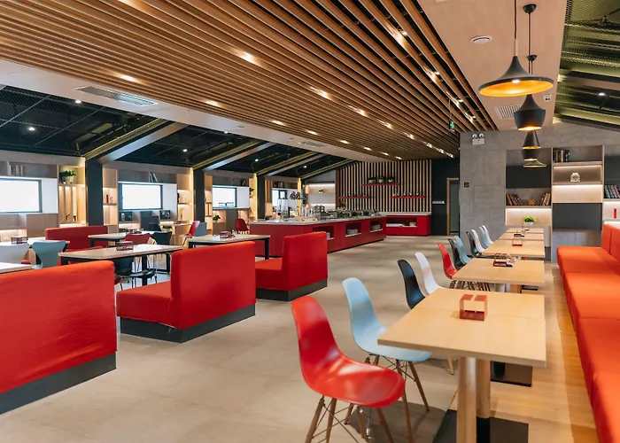 Ibis Taiyuan Qinxian Street Maoye