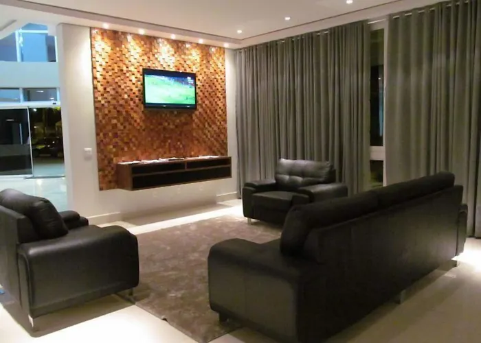 Kamur Plaza Hotel
