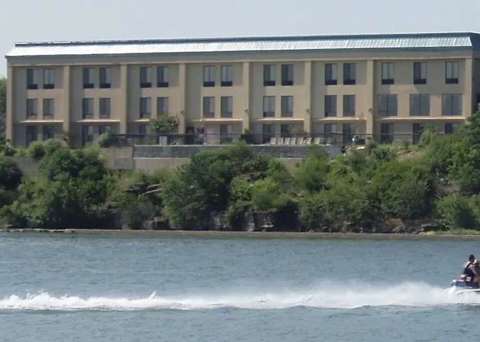 Hidden Falls Inn
