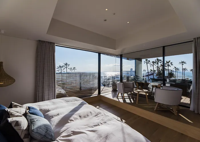 Malibu Hotel