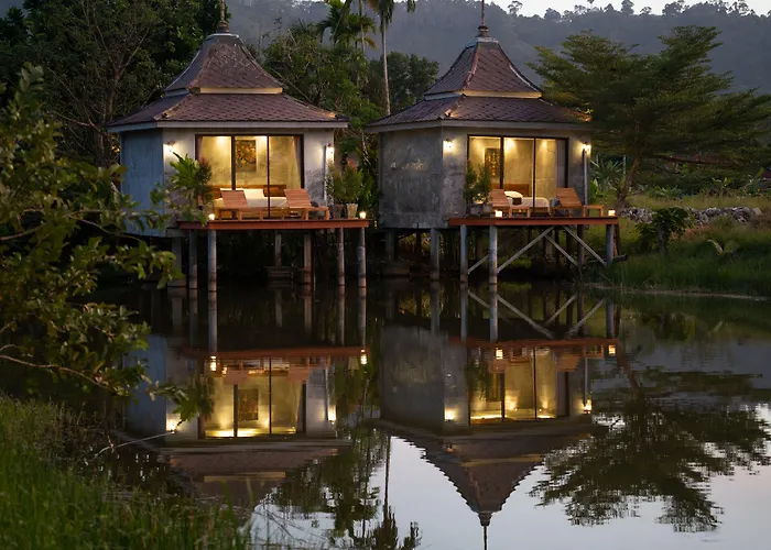 Anodard Phuket, Nai Yang Beach