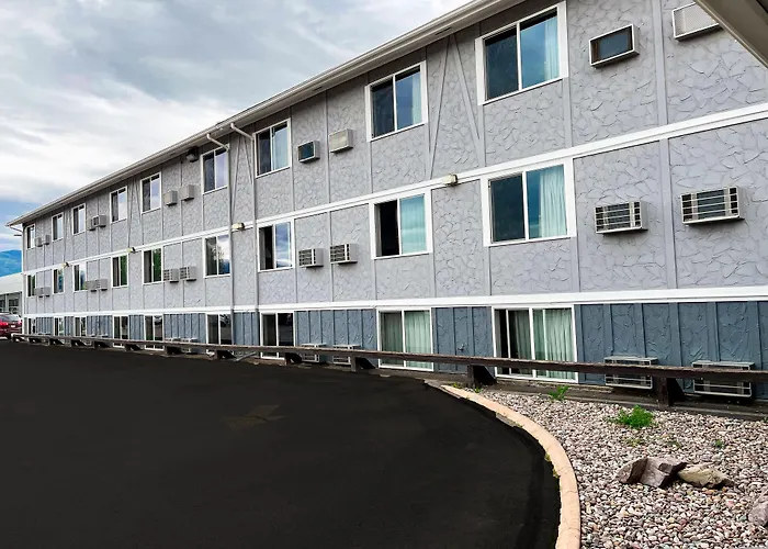 Super 8 By Wyndham Missoula/Brooks Street