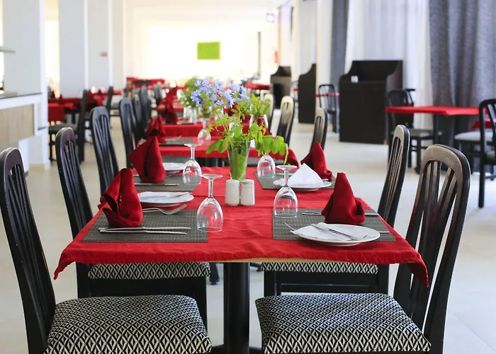 Hotel Neptunia Skanes