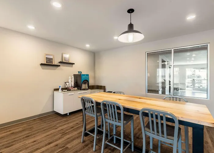 Woodspring Suites Moreno Valley