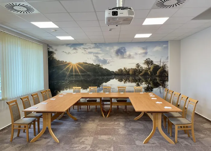 Gyirmot Sport & Wellness Hotel