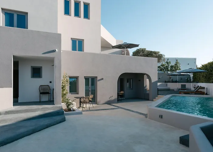 Elements Cozy Suites Pyrgos