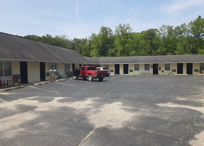 Hickory Shades Motel