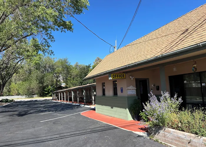 Starlight Motel