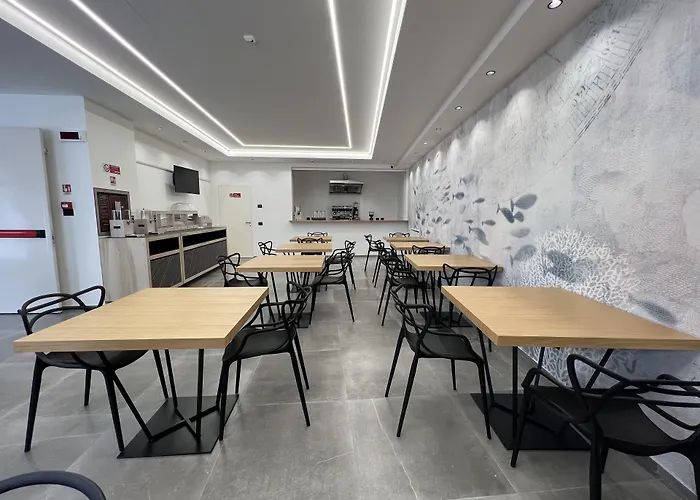 Roccaregina Hotel