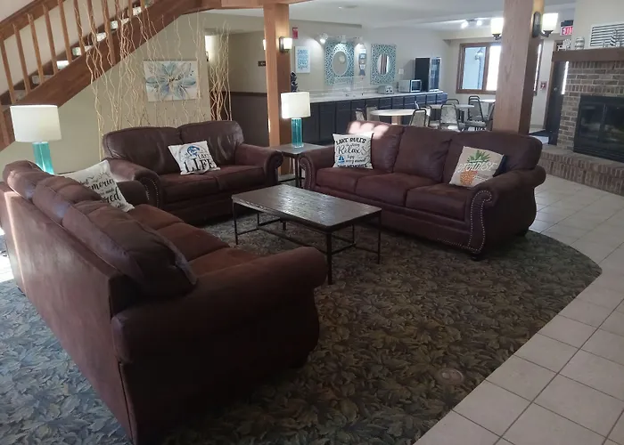 Paradise Shores Hotel