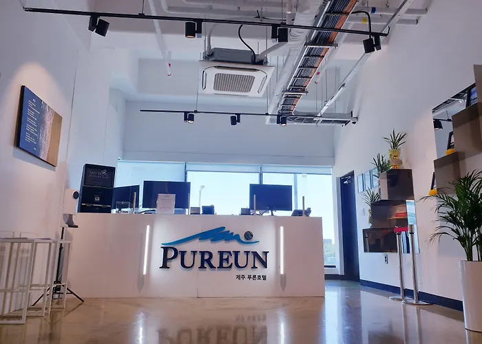 Jeju Pureun Hotel