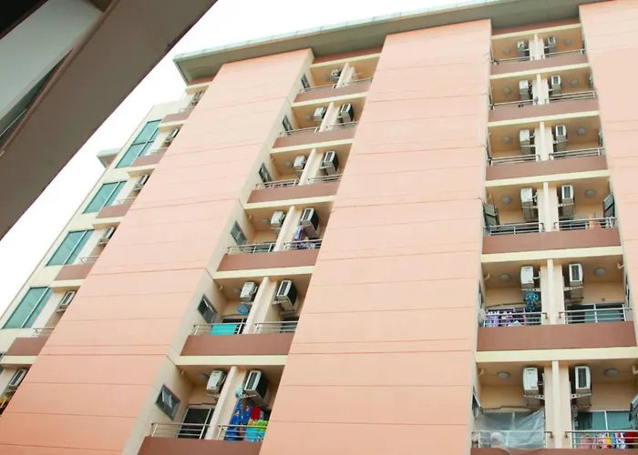 Mee Sook Hotel And Residence