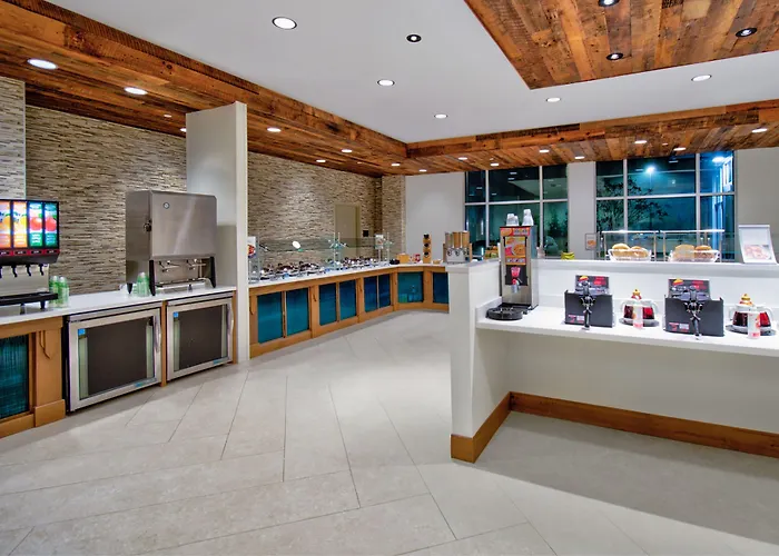 Fairfield By Marriott Inn & Suites Orlando At Flamingo Crossings Town Center
