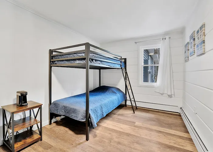 The Blue Anchor Unit #8
