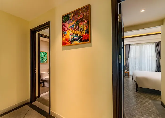 Hoi An Merrily De Art Hotel