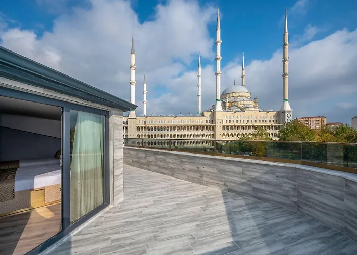 Luxury Airport Hotel By Zazzoni-Istanbul Airport