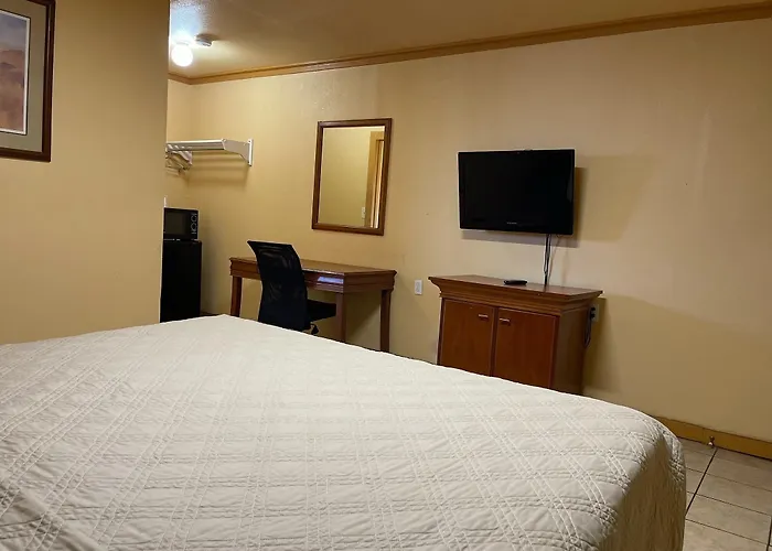Budget Inn