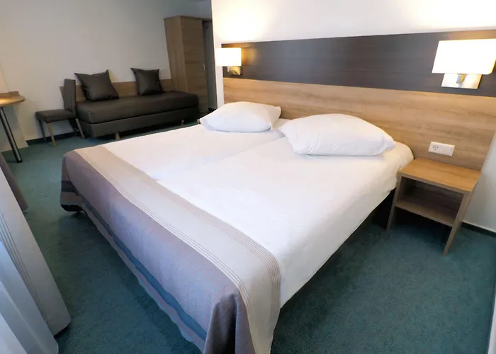 Hotel Goldener Hirsch Mosbach