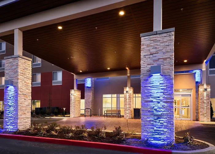 Holiday Inn Express & Suites - Bend South By Ihg