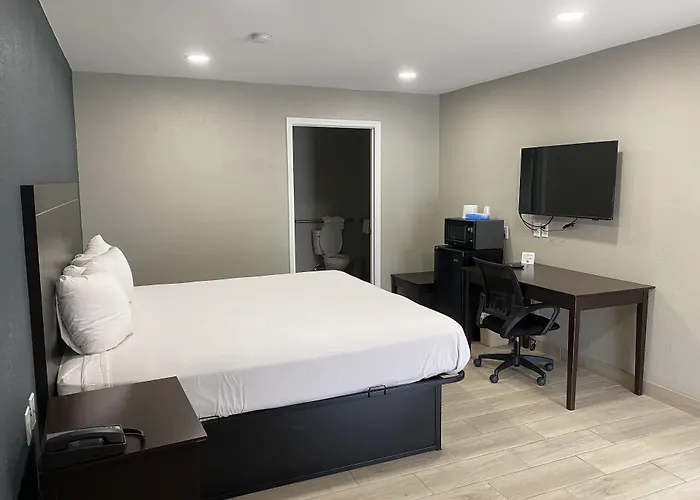 Falcon Executive Inn
