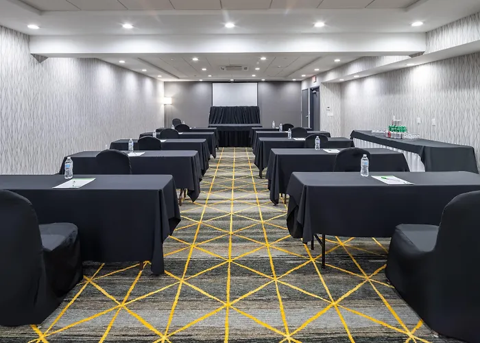 Holiday Inn - Long Island - Islip Arpt East By Ihg