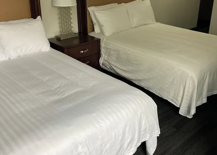 Elker Inn & Suites