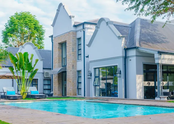 Ezulwini Villa Hotel