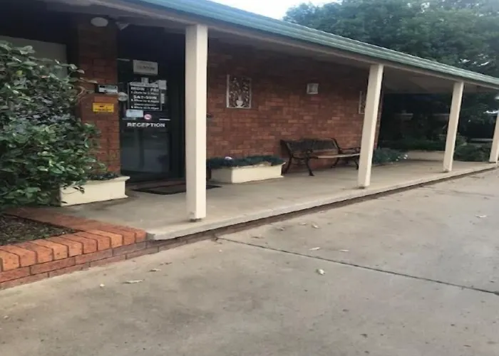 Yambil Inn