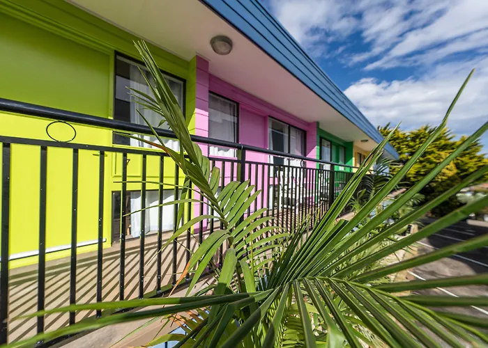 Coast Motel Eden