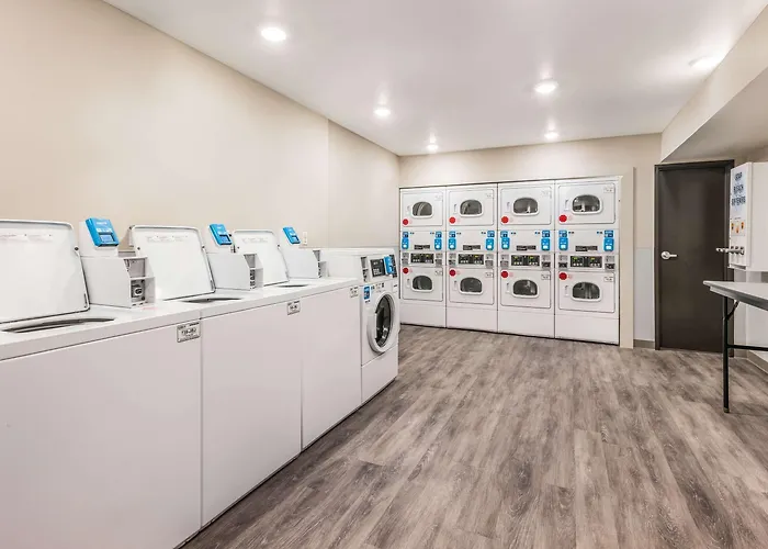 Woodspring Suites Linden