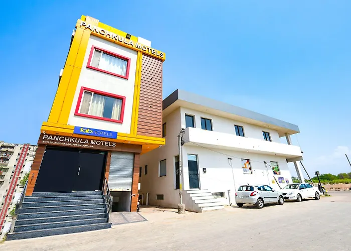 Hotel Panchkula Motels