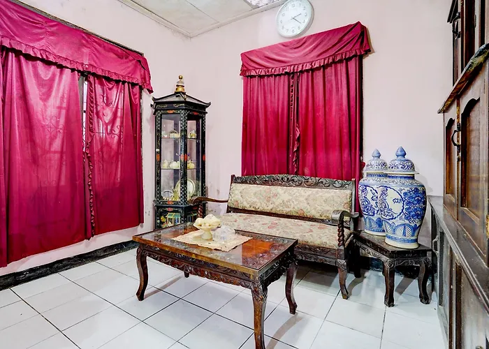 Oyo Life 90701 Kost Syariah Deris