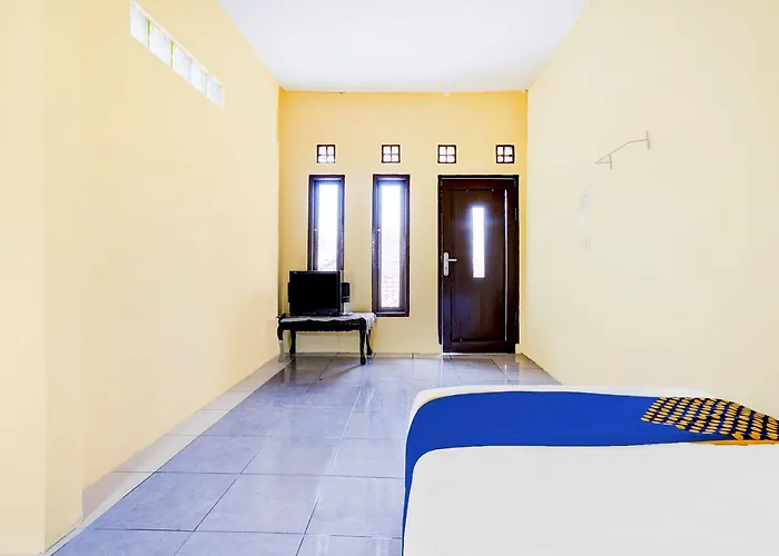 Oyo Life 90701 Kost Syariah Deris
