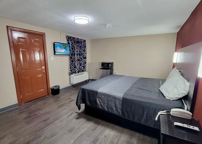Budget Inn & Suites