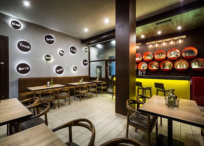 Hotel Asansol International