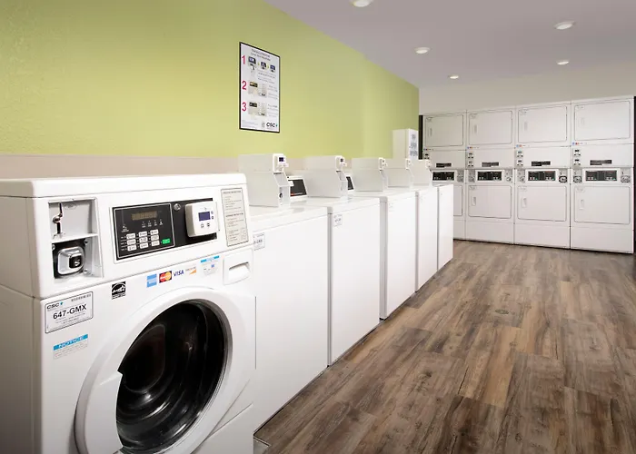 Woodspring Suites Novi Farmington