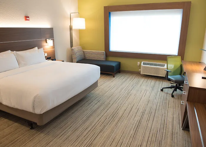 Holiday Inn Express & Suites Dayton North - Vandalia By Ihg