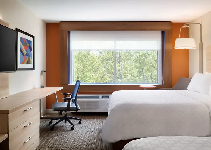 Holiday Inn Express & Suites Heath - Newark By Ihg