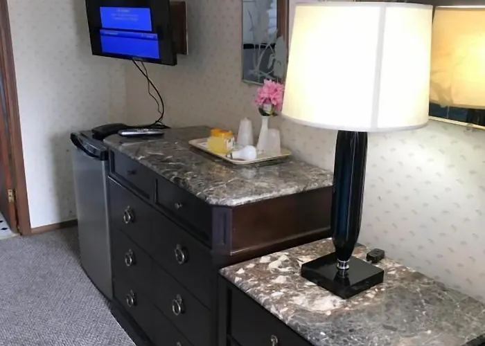 Royale Coach Motor Lodge