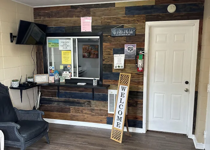 Sportsman'S Lodge