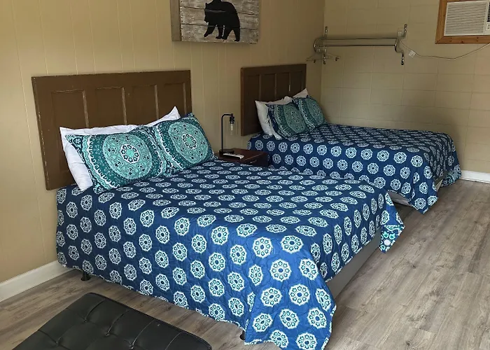 Sportsman'S Lodge