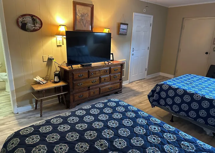 Sportsman'S Lodge