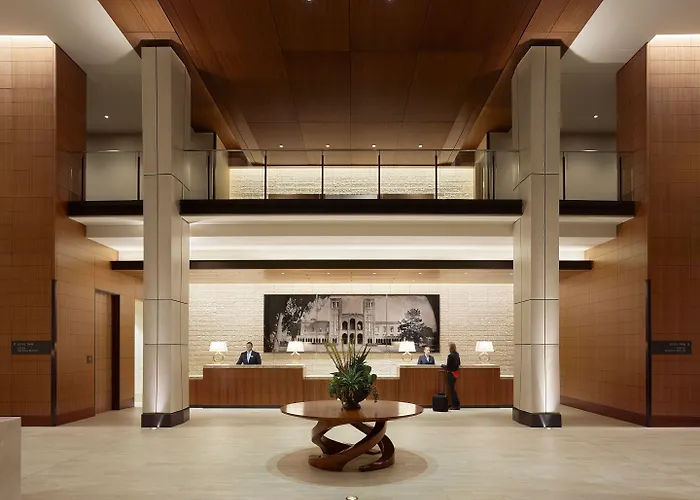 Luskin Hotel