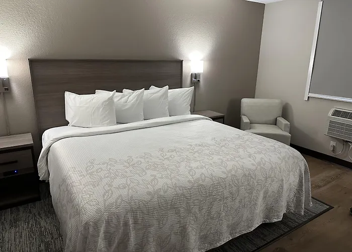 Red Roof Inn Plus Belleville